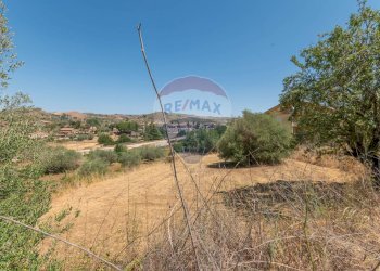 Vista delle montagne - Terreno edificabile Via Pio La Torre
 
snc, Mirabella Imbaccari - foto 14