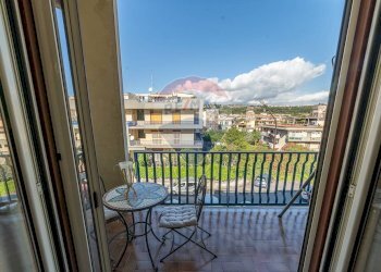 Balcone - Quadrilocale Via Pietro De Logu
 
27, Catania - foto 8