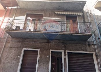 Edificio all\'aperto - Quadrilocale via liguria
 
13, Paterno - foto 1