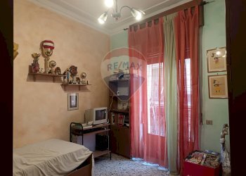 Camera / camera da letto - Quadrilocale via liguria
 
13, Paterno - foto 4