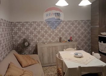 Sala da pranzo - Quadrilocale via liguria
 
13, Paterno - foto 14