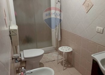 Bagno - Quadrilocale via liguria
 
13, Paterno - foto 15