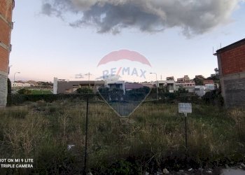 Edificio all\'aperto - Terreno edificabile Via Lucania
snc, Paterno - foto 7