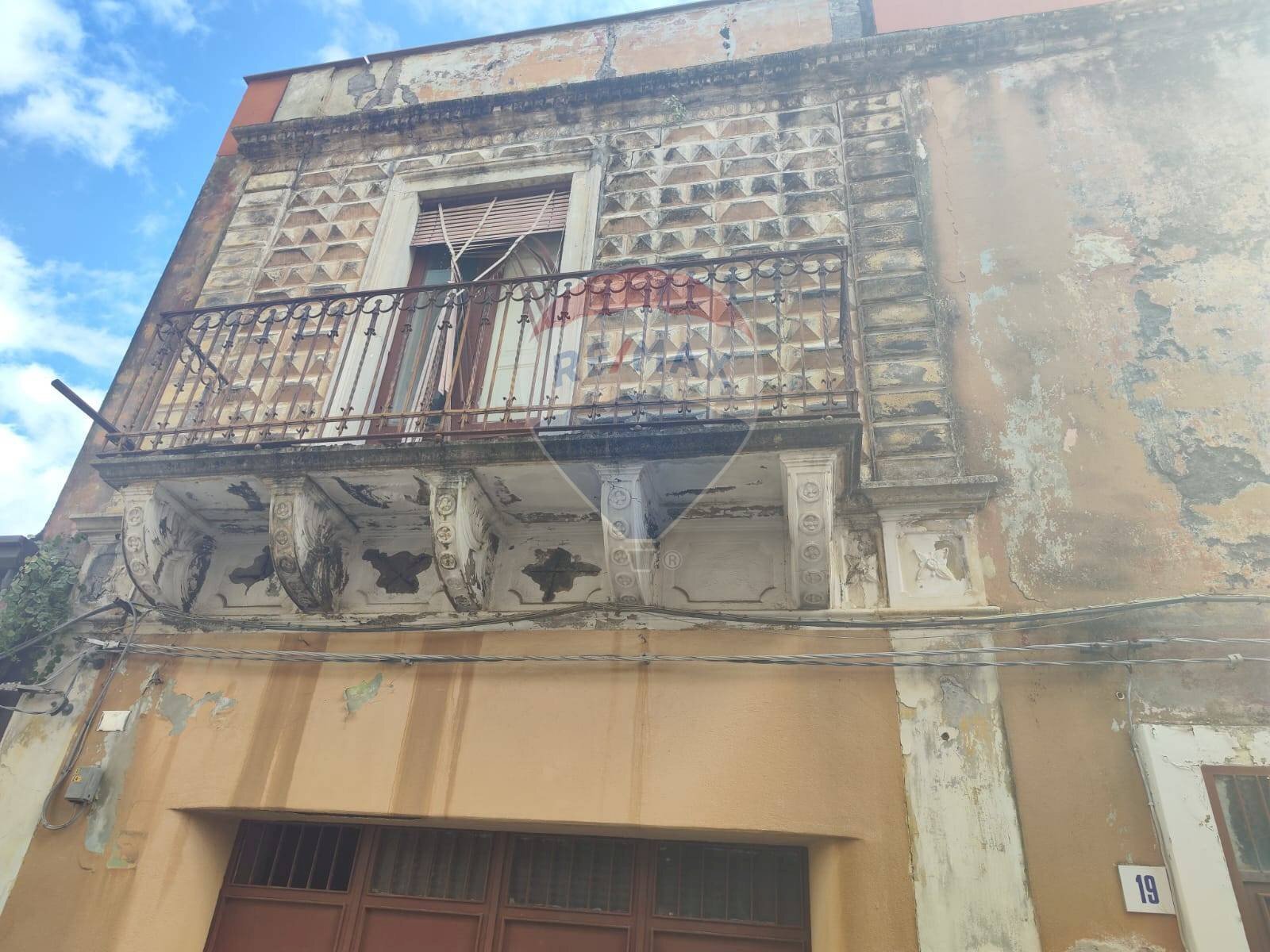 Edificio all\'aperto - Casa indipendente via molise
 
17-19, Acireale - foto 3