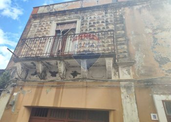 Edificio all\'aperto - Casa indipendente via molise
 
17-19, Acireale - foto 3