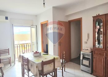 Sala da pranzo - Independent house Via Duca Degli Abruzzi
 
9, Carlentini - photo 1