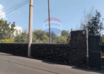 Casa all\'aperto - Terreno edificabile Via XXI Aprile
27, Acireale - foto 1