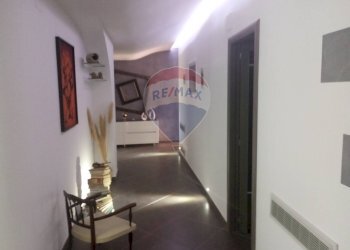 Hall / corridoio - Appartamento via Giunta
 
1, Randazzo - foto 14