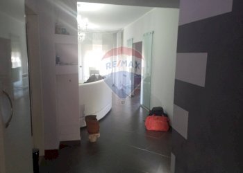 Hall / corridoio - Appartamento via Giunta
 
1, Randazzo - foto 20