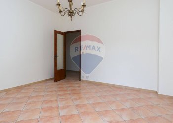 Stanza vuota - Appartamento via fasano
 
20, Gravina di Catania - foto 4