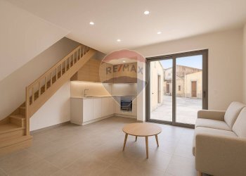 Soggiorno - Casa indipendente Via Parisi
 
4, Caltagirone - foto 22