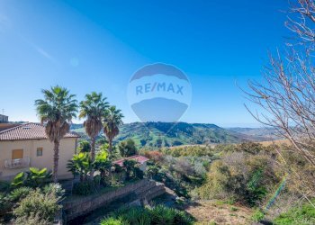 Vista delle montagne - Casa indipendente Via Valentino
 
1, Caltagirone - foto 7