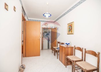 Hall / corridoio - Casa indipendente Via Valentino
 
1, Caltagirone - foto 16