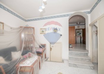 Soggiorno - Casa indipendente Via Valentino
 
1, Caltagirone - foto 19