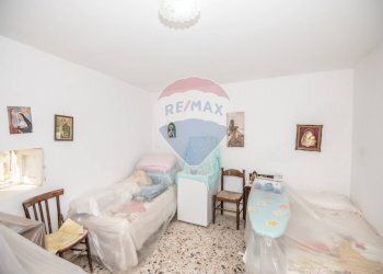 Camera / camera da letto - Casa indipendente Via Valentino
 
1, Caltagirone - foto 24