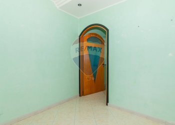 Stanza vuota - Quadrilocale Via Spiridione Libertini, 56 / Via Pò, Caltagirone - foto 5