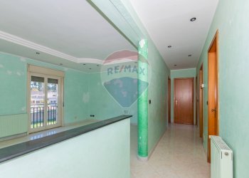 Hall / corridoio - Quadrilocale Via Spiridione Libertini, 56 / Via Pò, Caltagirone - foto 6