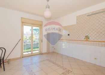 Stanza vuota - Quadrilocale Via Spiridione Libertini, 56 / Via Pò, Caltagirone - foto 14