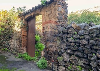 Casa all\'aperto - Terreno edificabile Vico Balsamo
 
11, San Gregorio di Catania - foto 6