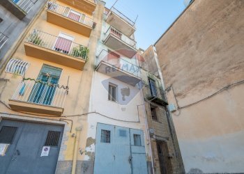 Edificio all\'aperto - Casa indipendente Via Santa Croce
 
34, Mineo - foto 26