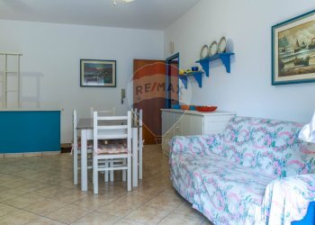 Sala da pranzo - Bilocale Via Spiaggia
 
25/A, Mascali - foto 3