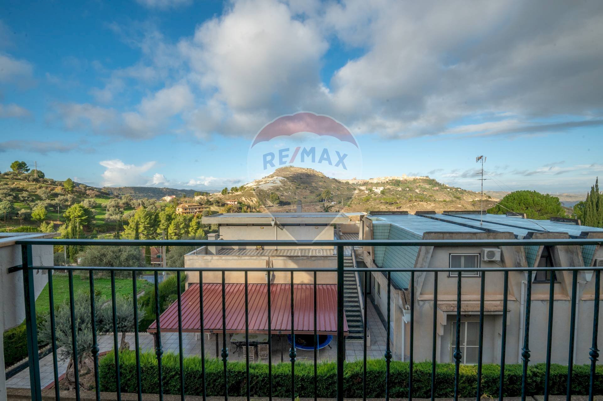 Balcone - Villa via giorgio la pira
 
8, Mineo - foto 3