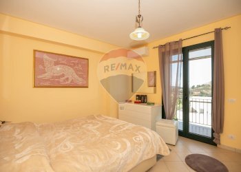 Camera / camera da letto - Villa via giorgio la pira
 
8, Mineo - foto 5