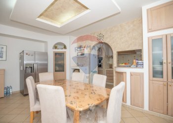 Sala da pranzo - Villa via giorgio la pira
 
8, Mineo - foto 38