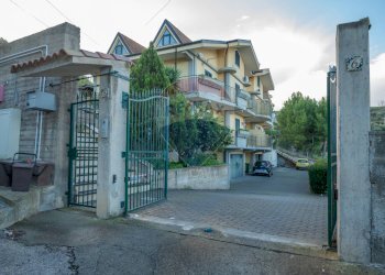 Casa all\'aperto - Villa via giorgio la pira
 
8, Mineo - foto 49