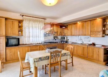 Cucina - Villa VIA FILIPPO MEDA
 
77, Giarre - foto 17