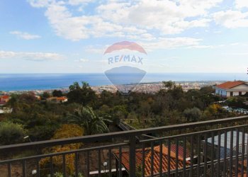 Balcone - Villa VIA FILIPPO MEDA
 
77, Giarre - foto 18