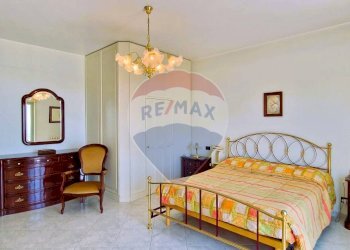 Camera / camera da letto - Villa VIA FILIPPO MEDA
 
77, Giarre - foto 48