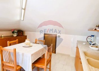 Sala da pranzo - Villa VIA FILIPPO MEDA
 
77, Giarre - foto 64