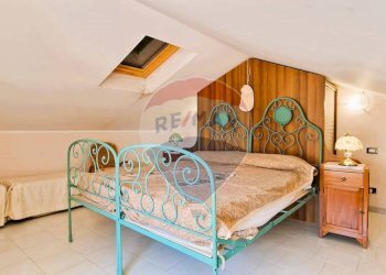 Camera / camera da letto - Villa VIA FILIPPO MEDA
 
77, Giarre - foto 71