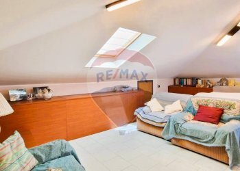 Soggiorno - Villa VIA FILIPPO MEDA
 
77, Giarre - foto 79