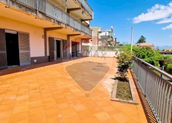 Terrazza - Villa VIA FILIPPO MEDA
 
77, Giarre - foto 96