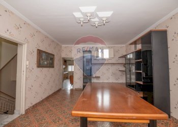 Sala da pranzo - Casa indipendente Via Cristoforo Colombo
 
75, Grammichele - foto 11
