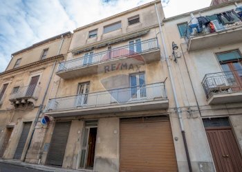 Edificio all\'aperto - Casa indipendente via gianbattista vico
 
11, Grammichele - foto 1