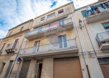 Edificio all\'aperto - Casa indipendente via gianbattista vico
 
11, Grammichele - foto 2