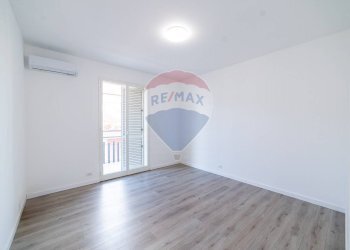 Stanza vuota - Quadrilocale Via Vittorio Emanuele
 
101, Aci Catena - foto 15