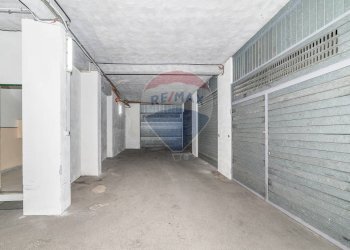 Parcheggio - Quadrilocale Via Vittorio Emanuele
 
101, Aci Catena - foto 29