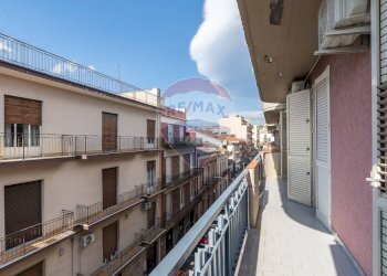 Balcone - Quadrilocale via vittorio emanuele
 
101, Aci Catena - foto 11
