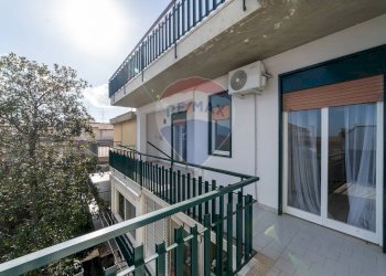 Balcone - Quadrilocale via vittorio emanuele
 
101, Aci Catena - foto 14