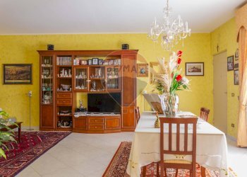 Sala da pranzo - Appartamento Via Trinacria
 
21, Catania - foto 7