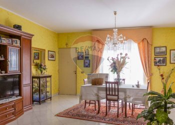 Sala da pranzo - Appartamento Via Trinacria
 
21, Catania - foto 2