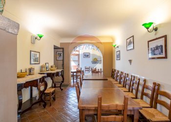 Sala da pranzo - Agriturismo Contrada Fontana Pietra - Sp 37/II
 
Snc, Caltagirone - photo 15