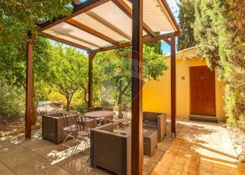 Terrazza - Agriturismo Contrada Fontana Pietra - Sp 37/II
 
Snc, Caltagirone - photo 34