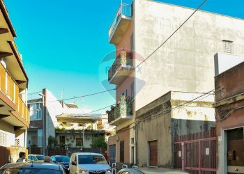 Edificio all\'aperto - Trilocale Gravina di Catania - foto 4