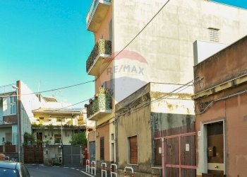 Edificio all\'aperto - Trilocale Gravina di Catania - foto 5