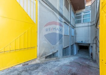 Parcheggio - Locale Commerciale viale mario milazzo
 
9, Caltagirone - foto 19